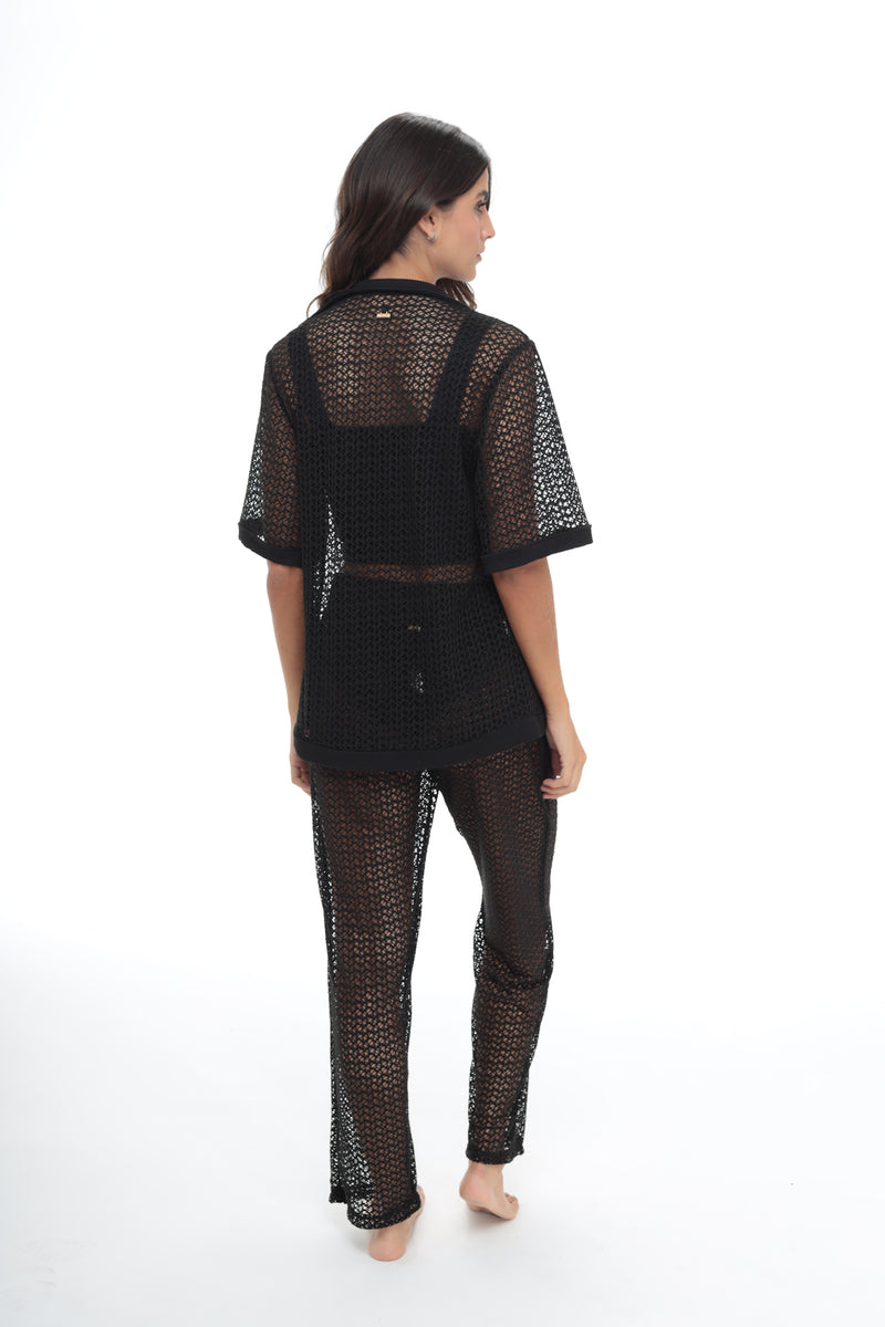 BLACKOUT BEAUTY TOP